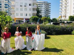 ZAMBAKLAR YÜZ BOYAMA  VE BALON GÜNÜ